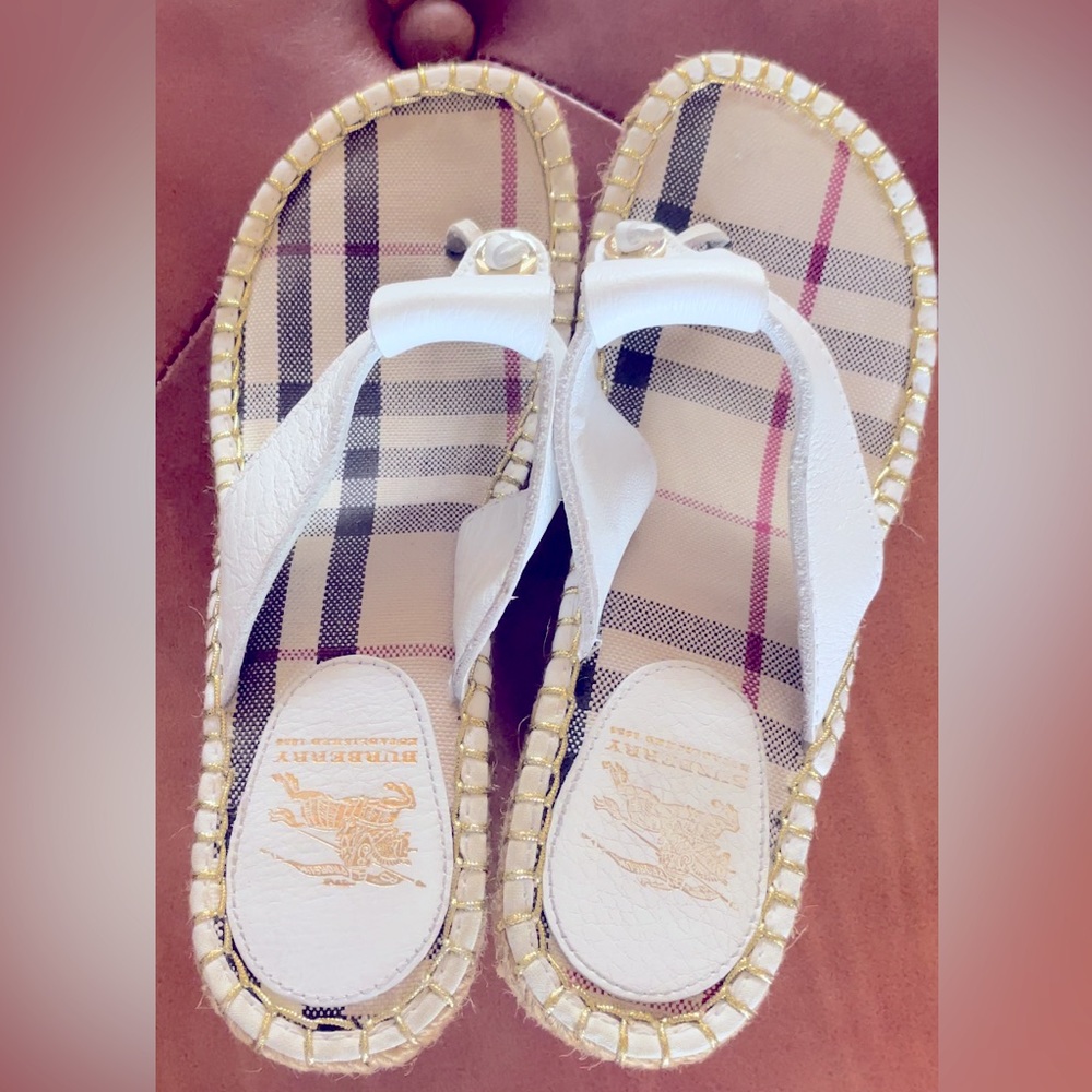 Burberry, White, Size 7